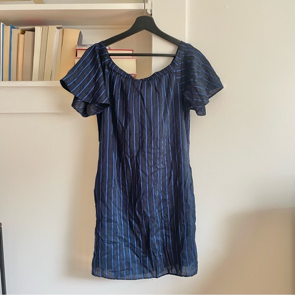 NWOT Women’s Sz Small Banana Republic striped off the shoulder mini dress satin - Picture 1 of 4